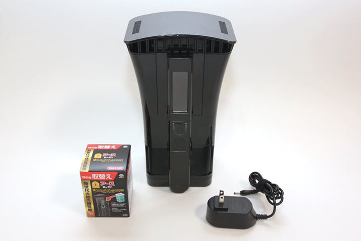 �����炪���i�B�{�̂Ɠd���P�[�u���̂ق��A��q����U���܁uSpMA�v���ЂƂ�������Ă��܂�