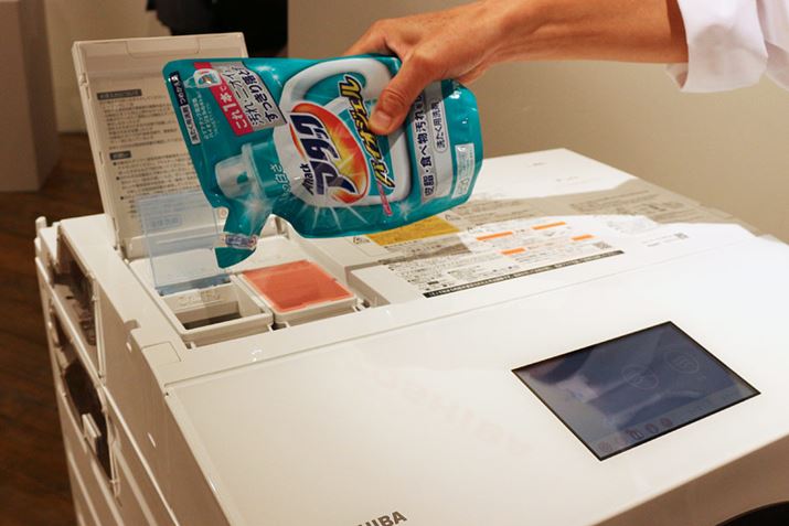 ܂_܂𒍂₷悤ɁA^N͋ƊEőƂȂ38cm&#178;ƂLX݌v