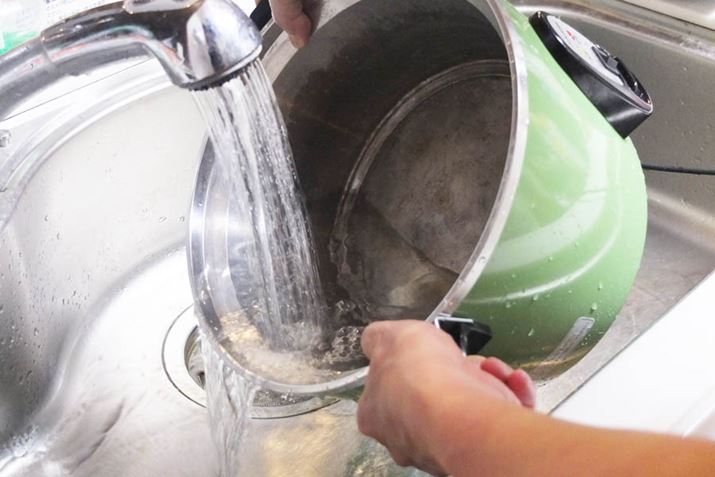 10^Cv͊Oa29cmAOɂ܂萅Ȃ悤ɐ􂤕Kv̂ŁACg܂