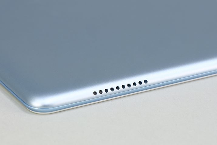 {̉ɃXeIXs[J[𓋍ځijBL̂鉹ŉy⓮y߂