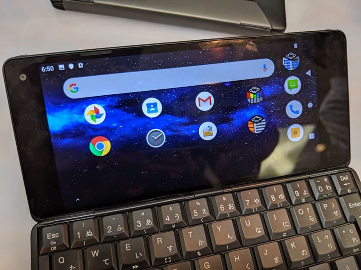 L[{[h𓋍ڂĂ邽߁AdȂǂɂgB͈ʓIȃX}[gtHĂȂ