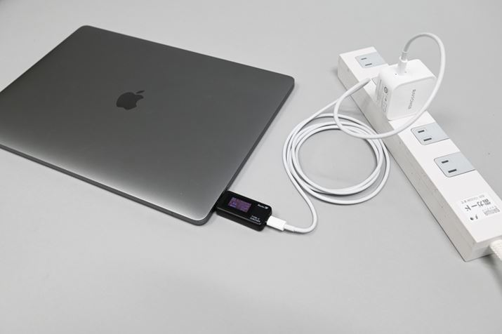 87W USB PDɂ}[dɑΉuMacBook Pro 15vŃeXg{