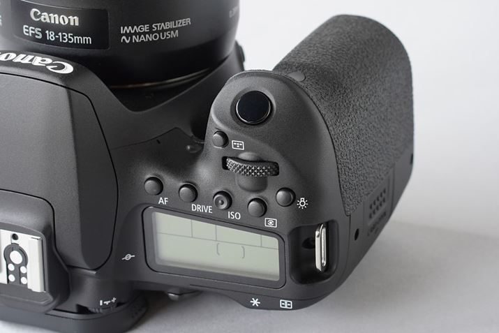 ʃfƓVb^[{^@\̗pA荂iʂȃtB[O