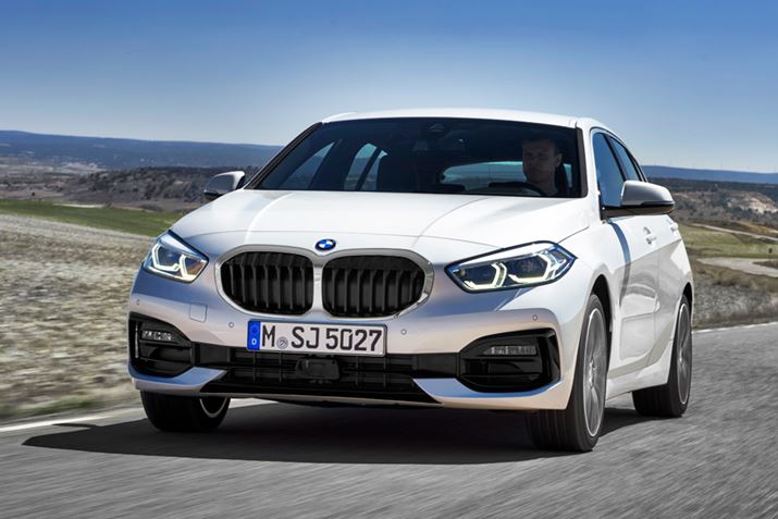 BMW V^u1V[Yvł́A܂łFRi֋쓮jɑAFFiO֋쓮j̗pĂ