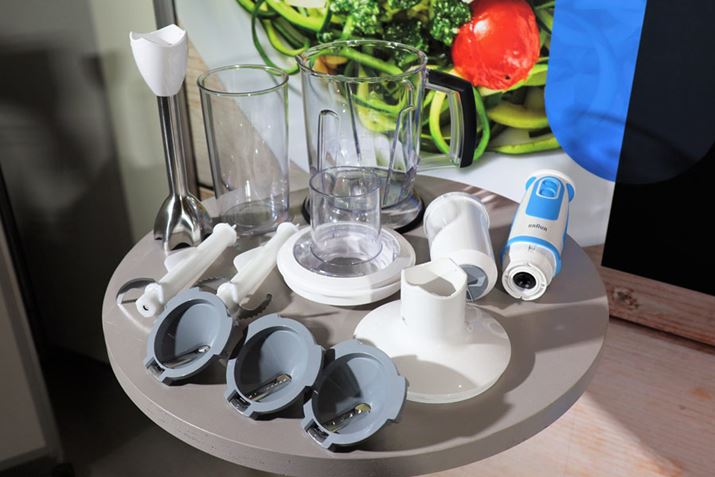 MQ5064̑StiBÕO[̕i3XpCCU[