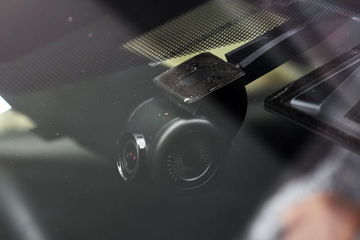 uCA-DR03TDṽJ́A{̂Ƃ͕ʂɂȂĂ̂ŔɃRpNg