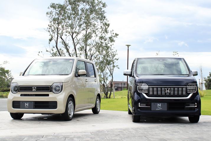 �z���_ �V�^�uN-WGN�v�ƁuN-WGN�J�X�^���v