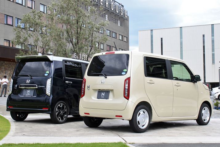 �z���_ �V�^�uN-WGN�v�ƁuN-WGN�J�X�^���v