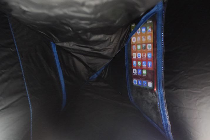 ̓|Pbgɂ̓X}zĂƂł܂