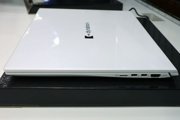 Thunderbolt 3ΉUSB Type-CiUSB PDΉj2