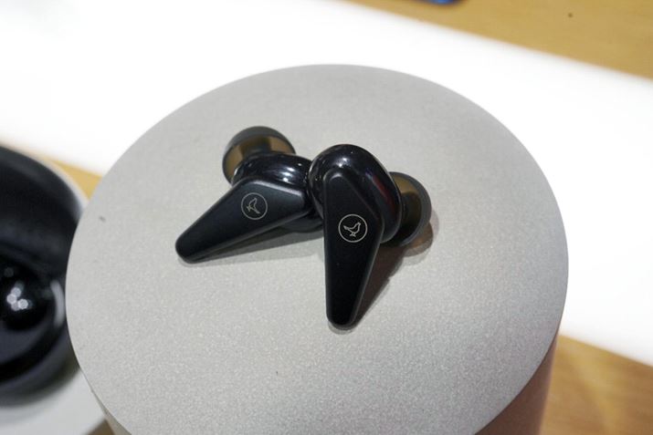 ɏoNARuQCC5100vV[Y𓋍ڂSCXuTRACK Air+v