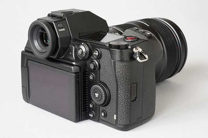 pt@q[gVNĂ邽߁Atj^[ɒî\ƂȂĂ