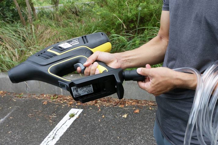 ܂A{̌ɋ邽߂̃z[Xڑ