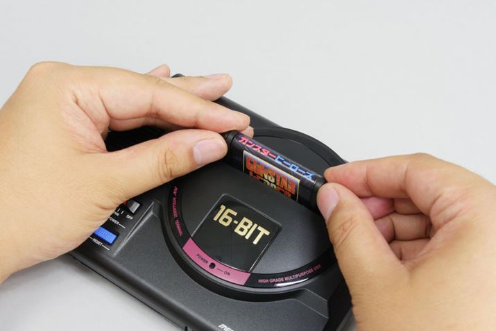 ̃~jJ[gbWނƁA΂̃\tgVԂƂ݂̋܂