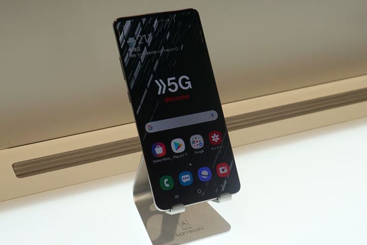 �T���X������5G�Ή��X�}�z�B5G�ʐM�̓~���g��Sub 6�̗����ɑΉ����Ă���