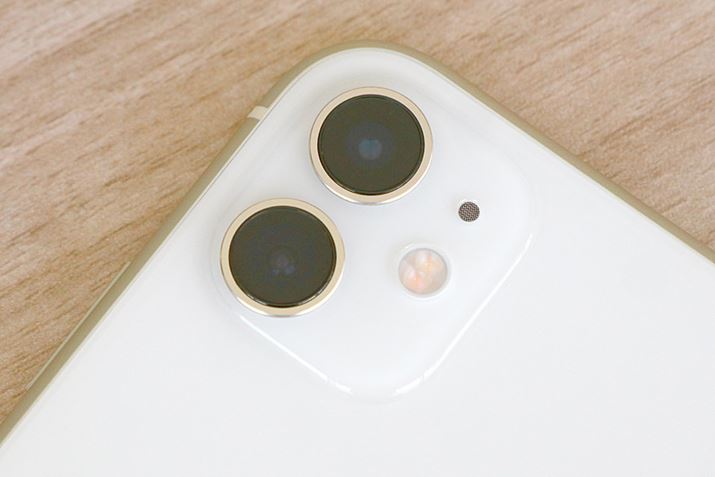 iPhone 11́uLp+LpṽfAJ𓋍