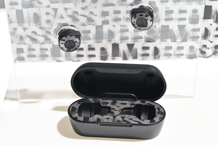 CznEWOƐp[dP[XɃyCeBOi_ɂATH-CKS5TW LTD