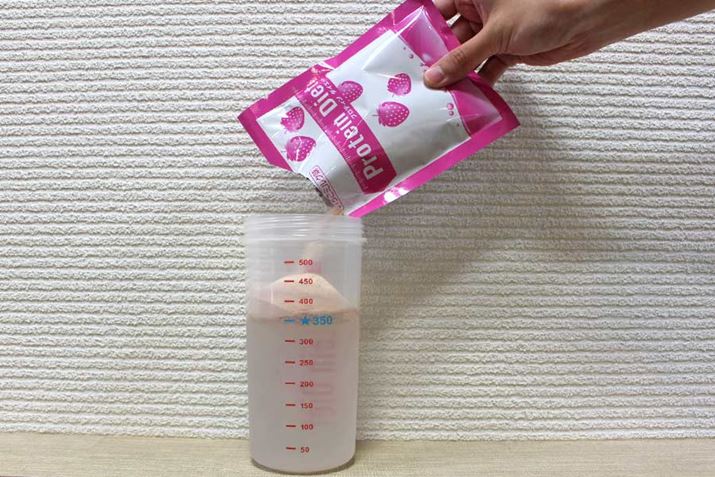 350ml̖ڐ̈ʒu킩₷ȂĂ܂B͌\Ղ