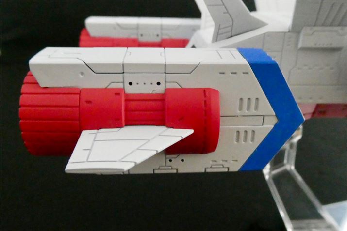 ���C���G���W���������ׂ������C���������Ɉ�����Ă��āA�A�e���������܂�