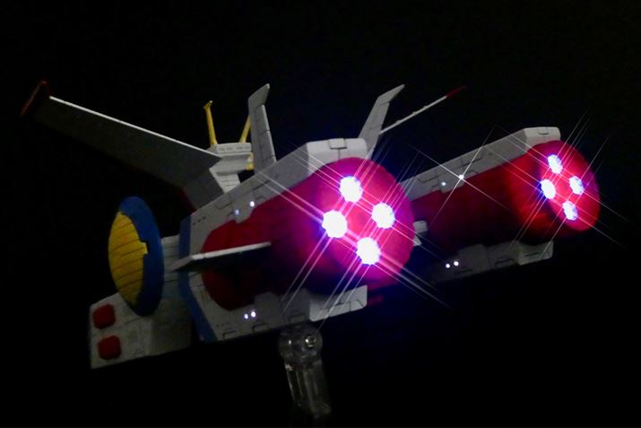 ���C���G���W�������͐�������̂ł����A�ʐ^�ł͐Ԃ��ۂ��ʂ�܂���