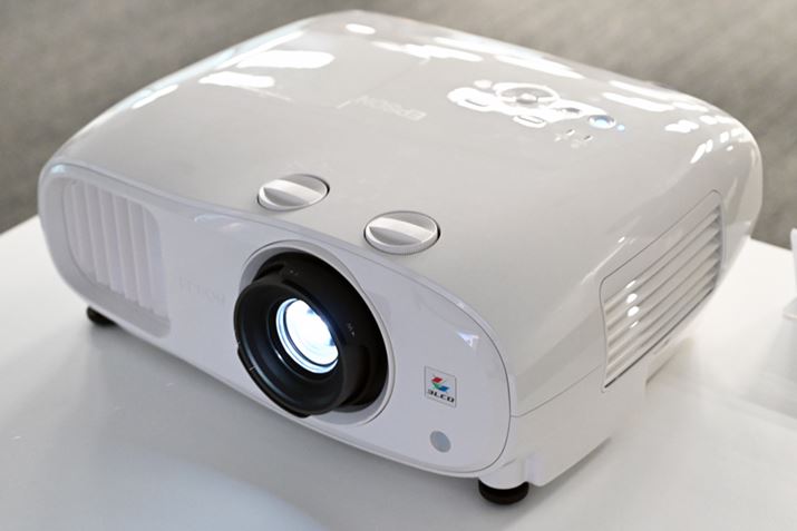 4KΉvWFN^[uEH-TW7000v