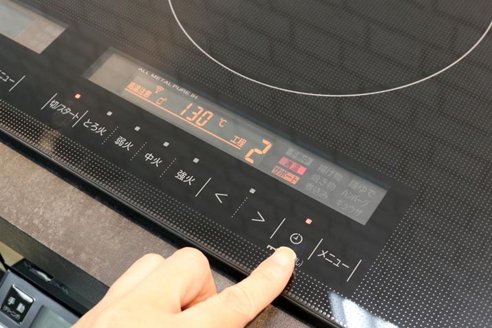 ̍HɈڂۂ́Au^C}[v{^܂