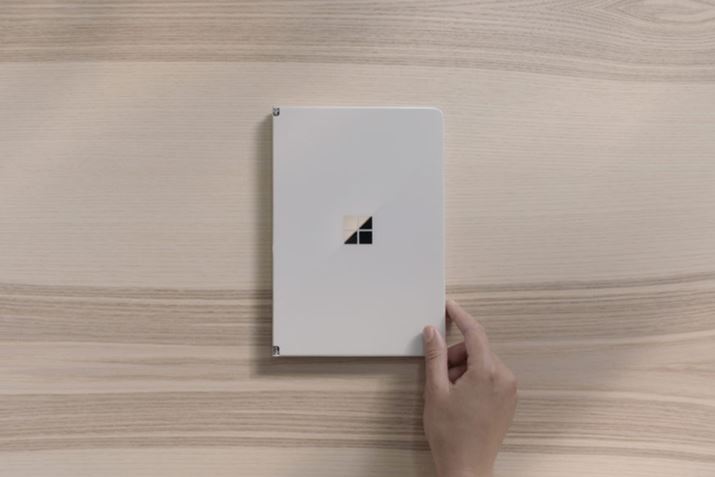 9�C���`�Ȃ̂Ŗ{�̂̓R���p�N�g