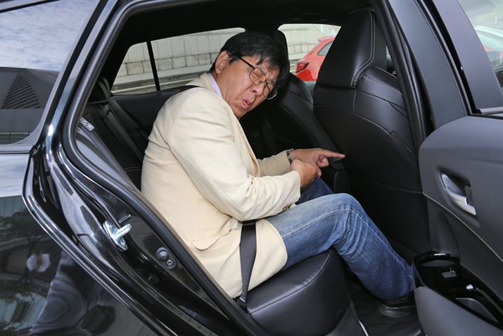 V^uJ[ṽAV[ǵA{fBTCY̑傫lƂ⋷ƂCɂȂ