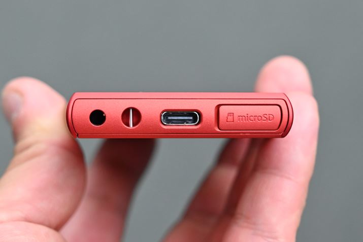 WM|[gł͂ȂUSB Type-C̗p̂傫ȃgsbN