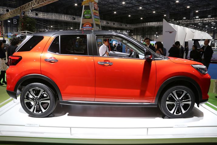 S4mƁAg^uANAvZƂV^RpNgSUV