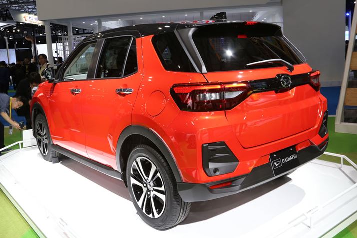 _CncuV^RpNgSUVṽAAtgƓlɔ͂̂fUC̗pĂ