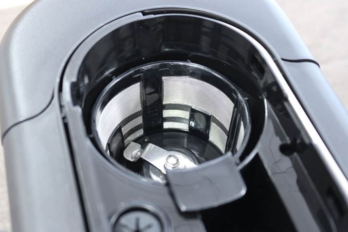 vỹ~𓋍ځBł҂Ă̓ŃR[q[🹂܂BȂAR[q[ɂΉ\