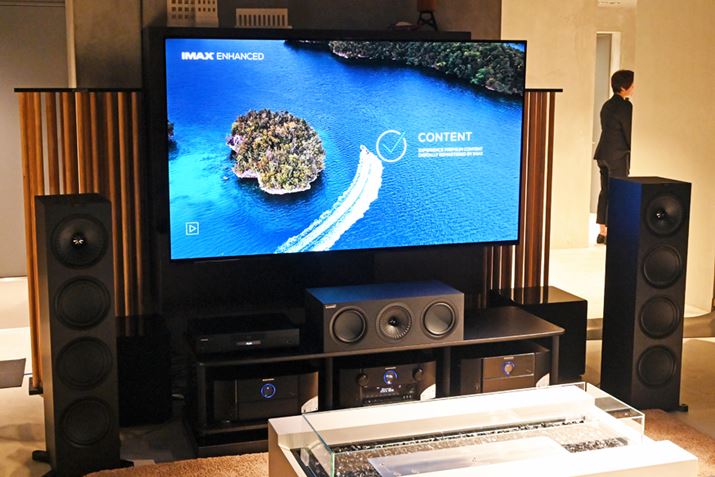 IMAX EnhancedF؃foCXIMAX EnhancedΉRecĐfXg[V̗lq