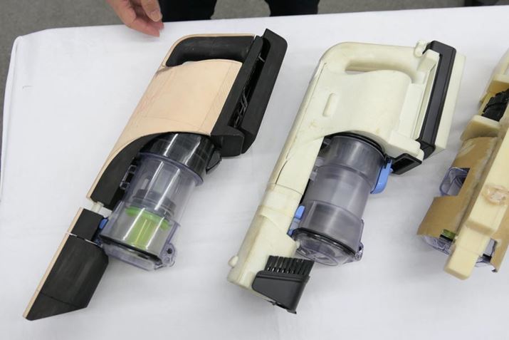 fUCi[Ŗ؂ĂƂ͌^ij