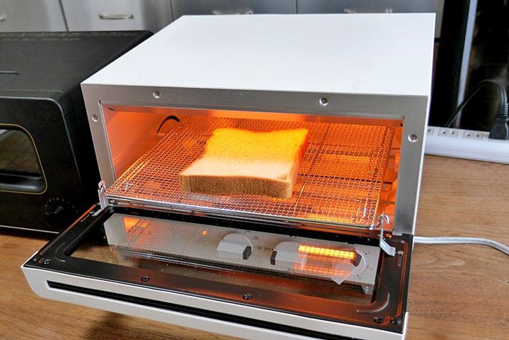 ܂͕ʂ̃g[X^[ŕʂɏĂg[Xg̖