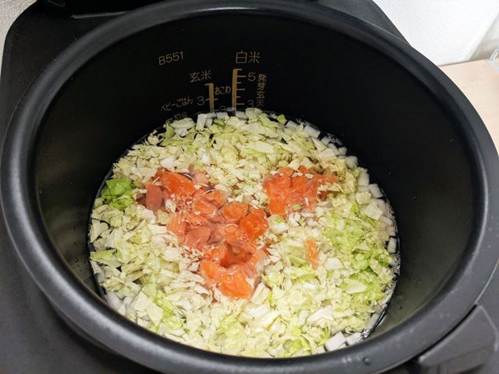 ĂƍޗׂēAԃ_Vu7{v̖ڐ܂œ܂