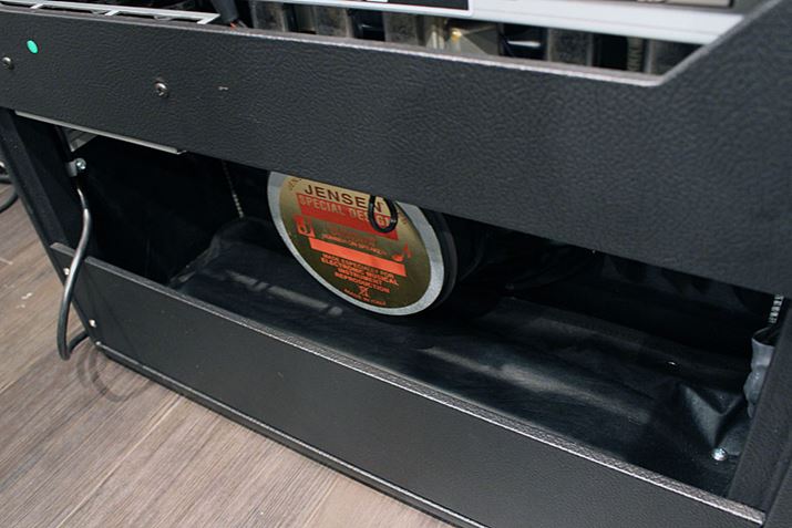 cfoBLrlbg̉sς܂Ŗ߂傫̃Xs[J[