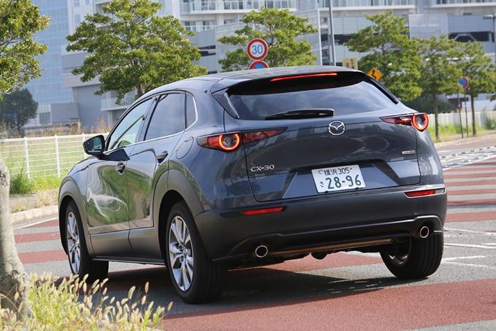 }c_uCX-30vSKYACTIV-D1.8ڎԂ̑sC[W