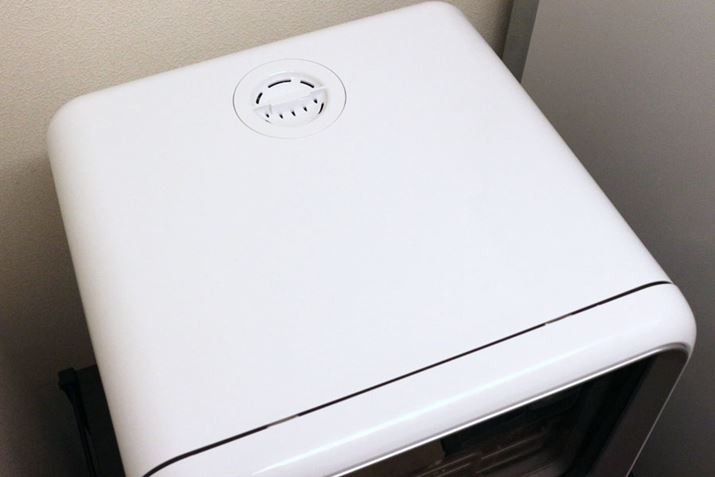 z͖{̏㉜ɔzuBɋ̓Jo[OA蓮Ő𒍂܂