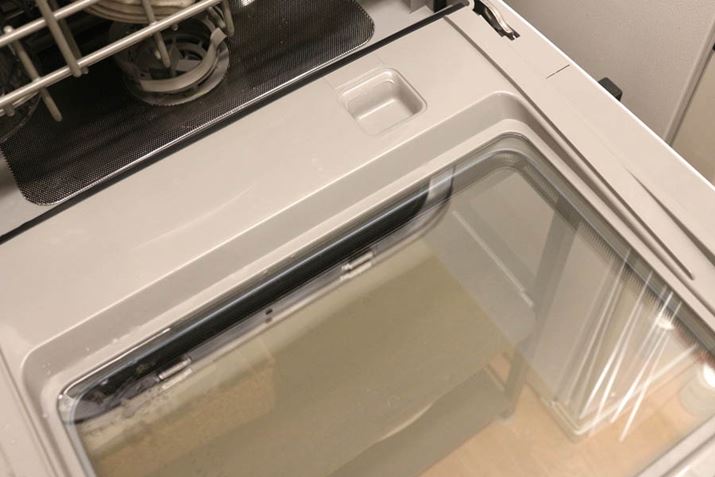 ܓꏊ͔JEɂA܂ꂽԂŔ߂Γ܂