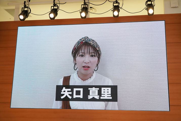 {eX|[c[ÕItBVT|[^[𖱂߂^񂩂̃rfI^[̏f