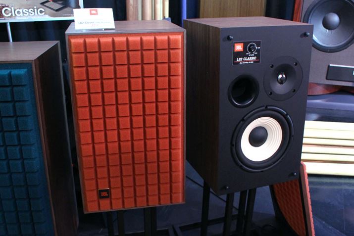 ɓoBL100 Classic̖fƂȂL82 ClassicI