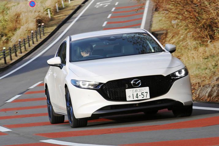 SKYACTIV-XGW𓋍ڂuMAZDA3v6ATԂ̎C[W