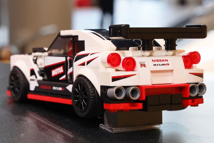 ۖ4e[vȂǂɂĐ삳ꂽuNISSAN GT-R NISMOṽS