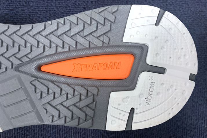 ՌzɂꂽuXTRAFOAMvBn̏ՌƋzĂ