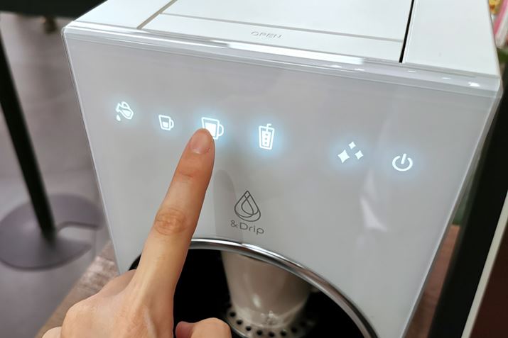 ̓M[R[q[̃JvZꂽ̂ŁAuM[v{^^b`