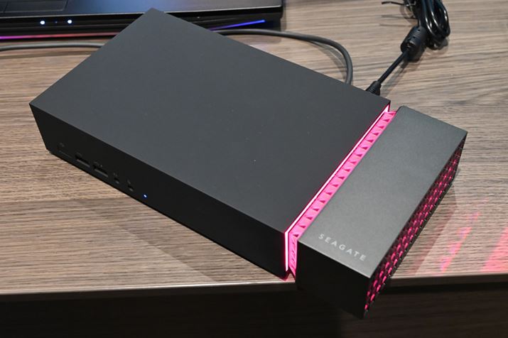 RGB LED𓋍ڂ̂Q[~OfoCX炵