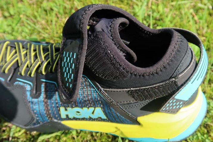 ʃt@Xi[gXgbv͑O2{BߕɂătBbgς