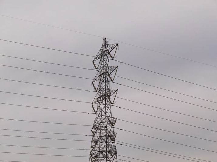 Ɠ\}]Jɐ؂ւĎBeB80mm̖]BeƂȂS̍ו͂Ƃ킩