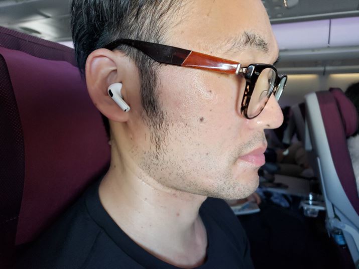 uAirPods Prov͔s@őzȏ̃mCYLZOʂ𔭊